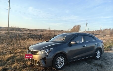 KIA Rio IV, 2021 год, 1 799 000 рублей, 4 фотография