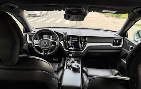 Volvo XC60 II, 2019 год, 3 200 000 рублей, 13 фотография