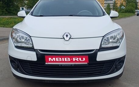 Renault Megane III, 2012 год, 755 000 рублей, 2 фотография