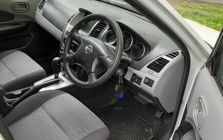 Nissan Wingroad III, 2003 год, 350 000 рублей, 4 фотография