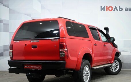 Toyota Hilux VII, 2013 год, 2 390 000 рублей, 6 фотография