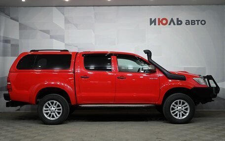 Toyota Hilux VII, 2013 год, 2 390 000 рублей, 8 фотография