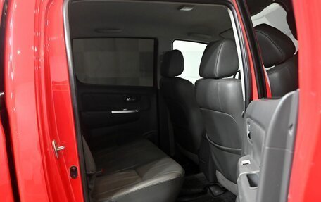 Toyota Hilux VII, 2013 год, 2 390 000 рублей, 16 фотография