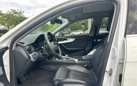 Audi A4, 2021 год, 2 790 000 рублей, 4 фотография