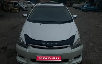 Toyota Wish II, 2004 год, 880 000 рублей, 1 фотография