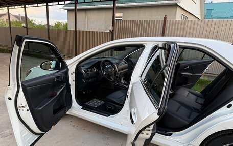 Toyota Camry, 2015 год, 2 410 000 рублей, 6 фотография