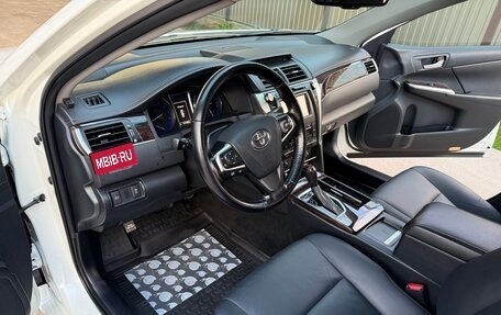 Toyota Camry, 2015 год, 2 410 000 рублей, 5 фотография