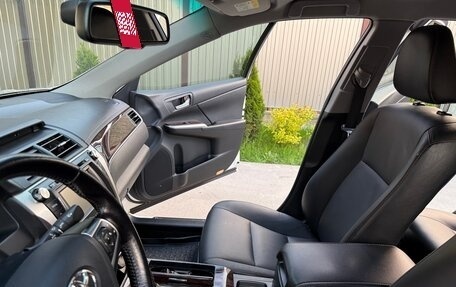 Toyota Camry, 2015 год, 2 410 000 рублей, 35 фотография
