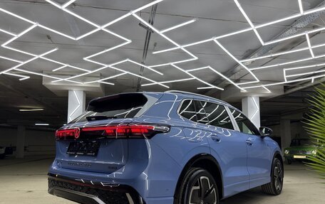 Volkswagen Tiguan, 2024 год, 4 400 000 рублей, 8 фотография