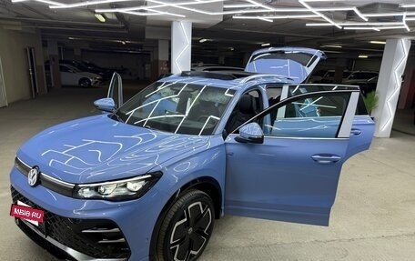 Volkswagen Tiguan, 2024 год, 4 400 000 рублей, 15 фотография