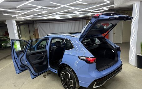 Volkswagen Tiguan, 2024 год, 4 400 000 рублей, 17 фотография