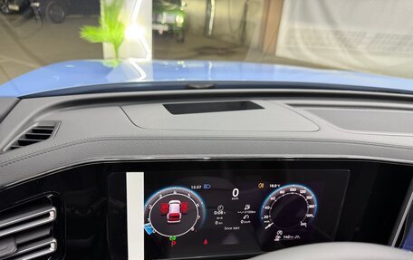 Volkswagen Tiguan, 2024 год, 4 400 000 рублей, 24 фотография