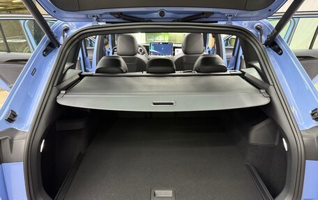 Volkswagen Tiguan, 2024 год, 4 400 000 рублей, 28 фотография