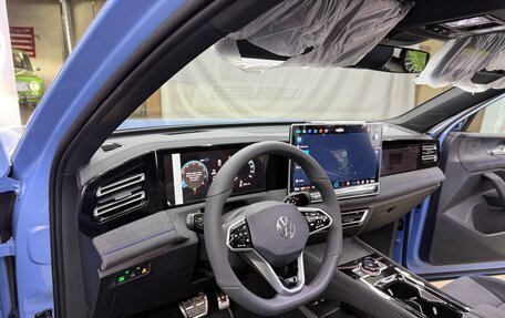 Volkswagen Tiguan, 2024 год, 4 400 000 рублей, 23 фотография