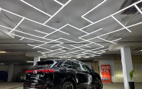 Volkswagen Tiguan, 2024 год, 4 400 000 рублей, 4 фотография