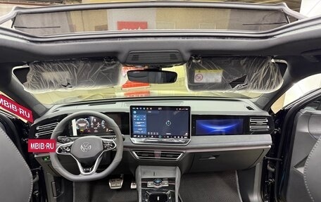 Volkswagen Tiguan, 2024 год, 4 400 000 рублей, 29 фотография