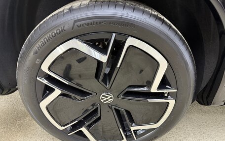 Volkswagen Tiguan, 2024 год, 4 400 000 рублей, 39 фотография