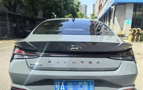 Hyundai Elantra, 2022 год, 1 400 000 рублей, 14 фотография