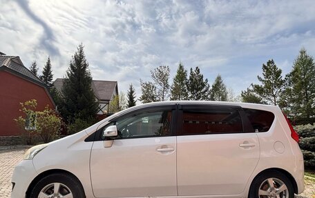 Toyota Passo Sette, 2009 год, 830 000 рублей, 6 фотография