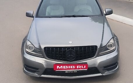 Mercedes-Benz C-Класс, 2011 год, 1 350 000 рублей, 4 фотография