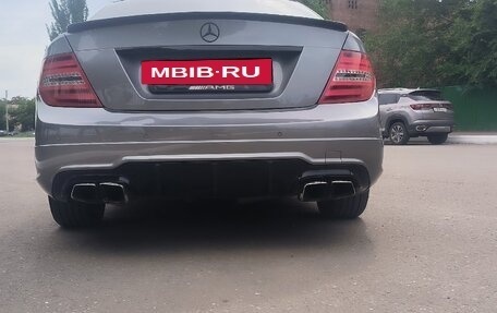 Mercedes-Benz C-Класс, 2011 год, 1 350 000 рублей, 3 фотография