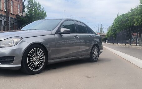 Mercedes-Benz C-Класс, 2011 год, 1 350 000 рублей, 11 фотография