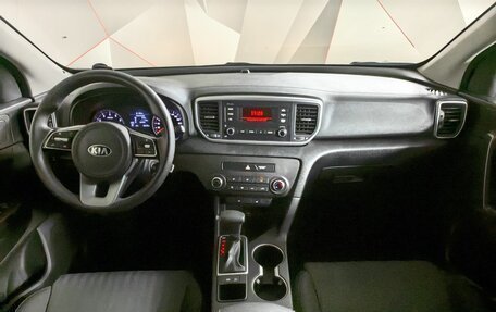 KIA Sportage IV рестайлинг, 2018 год, 1 895 000 рублей, 10 фотография