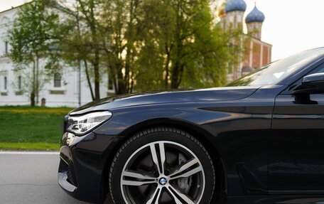 BMW 7 серия, 2018 год, 4 599 990 рублей, 8 фотография