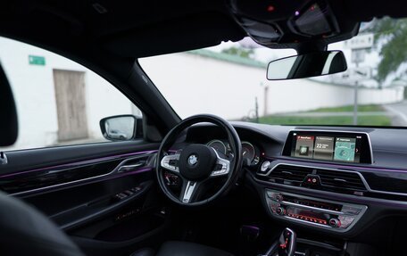 BMW 7 серия, 2018 год, 4 599 990 рублей, 19 фотография