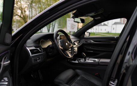 BMW 7 серия, 2018 год, 4 599 990 рублей, 27 фотография