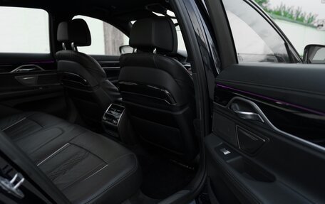 BMW 7 серия, 2018 год, 4 599 990 рублей, 32 фотография
