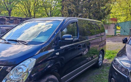 Hyundai Grand Starex Grand Starex I рестайлинг 2, 2015 год, 1 800 000 рублей, 6 фотография