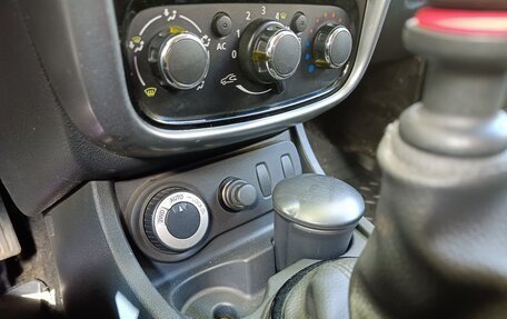 Renault Duster I рестайлинг, 2012 год, 910 000 рублей, 9 фотография