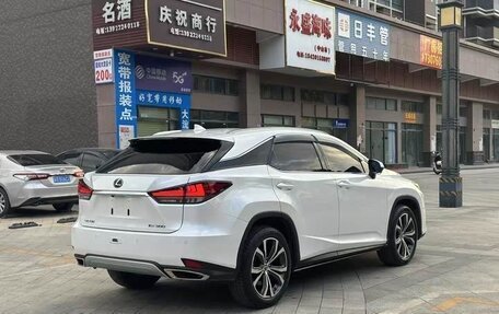 Lexus RX IV рестайлинг, 2022 год, 3 700 000 рублей, 4 фотография