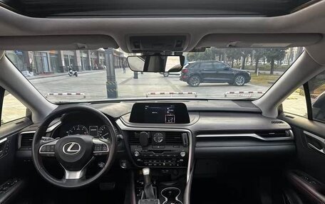 Lexus RX IV рестайлинг, 2022 год, 3 700 000 рублей, 8 фотография