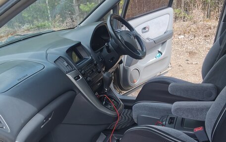 Toyota Harrier, 2000 год, 1 050 000 рублей, 14 фотография