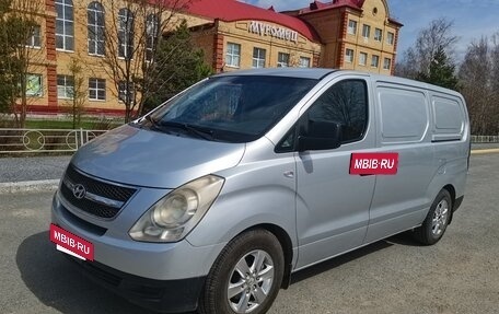 Hyundai H-1 II рестайлинг, 2008 год, 1 300 000 рублей, 3 фотография