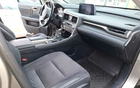 Lexus RX IV рестайлинг, 2016 год, 3 400 000 рублей, 2 фотография