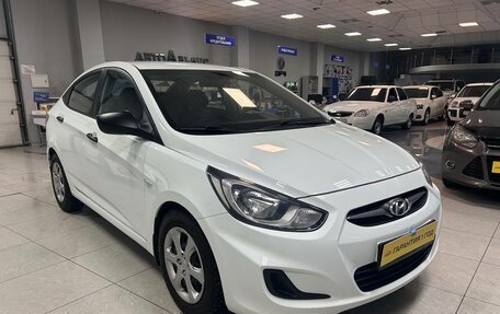Hyundai Solaris II рестайлинг, 2011 год, 699 000 рублей, 7 фотография