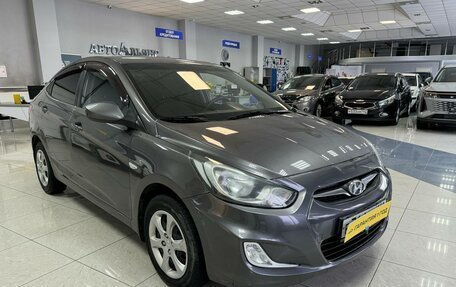 Hyundai Solaris II рестайлинг, 2011 год, 729 000 рублей, 7 фотография