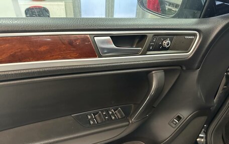 Volkswagen Touareg III, 2012 год, 1 770 000 рублей, 14 фотография