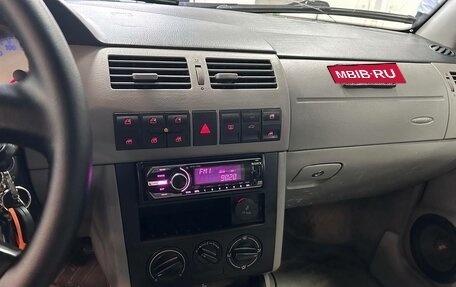 Volkswagen Pointer, 2005 год, 329 000 рублей, 11 фотография