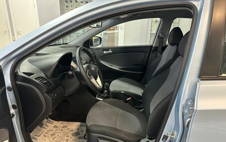 Hyundai Solaris II рестайлинг, 2012 год, 705 000 рублей, 14 фотография