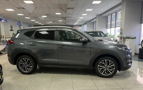 Hyundai Tucson III, 2019 год, 2 300 000 рублей, 6 фотография