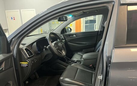 Hyundai Tucson III, 2019 год, 2 300 000 рублей, 18 фотография