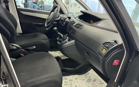 Citroen C4 Picasso II рестайлинг, 2010 год, 499 000 рублей, 17 фотография
