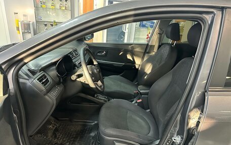 KIA Rio III рестайлинг, 2012 год, 900 000 рублей, 17 фотография