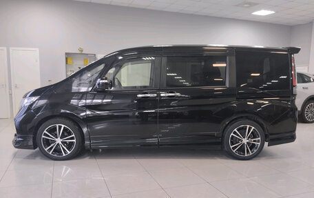 Honda Stepwgn IV, 2017 год, 2 449 000 рублей, 3 фотография