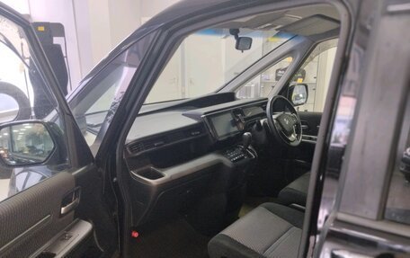 Honda Stepwgn IV, 2017 год, 2 449 000 рублей, 14 фотография
