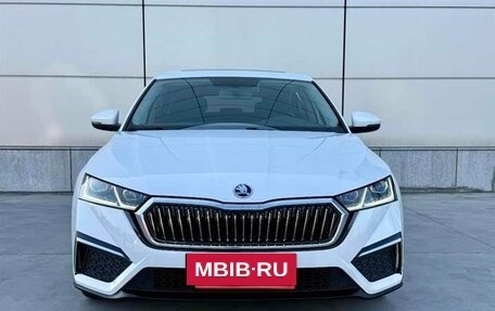 Skoda Octavia RS, 2021 год, 1 800 200 рублей, 2 фотография